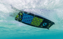 Lade das Bild in den Galerie-Viewer, action_shot