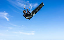 Lade das Bild in den Galerie-Viewer, action_shot