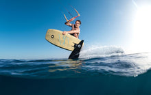 Carica l'immagine nel visualizzatore di Gallery, action_shot