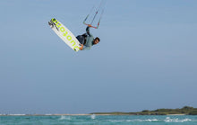 Lade das Bild in den Galerie-Viewer, action_shot