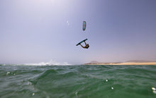 Carica l'immagine nel visualizzatore di Gallery, action_shot