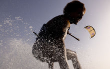 Lade das Bild in den Galerie-Viewer, action_shot