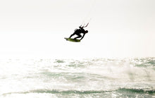 Carica l'immagine nel visualizzatore di Gallery, Duotone Gonzales 2024