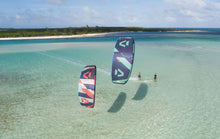 Carica l'immagine nel visualizzatore di Gallery, action_shot