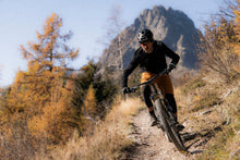 Carica l'immagine nel visualizzatore di Gallery, action_shot