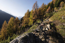 Lade das Bild in den Galerie-Viewer, action_shot