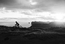 Lade das Bild in den Galerie-Viewer, Gravel Shorts VNTR Amp Damen