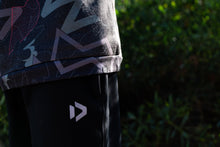 Cargar imagen en el visor de la galería, Duotone Apparel Shorts Sweat Offshore long unisex 2024