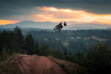 Charger l&#39;image dans la galerie, action_shot
