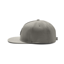 Lade das Bild in den Galerie-Viewer, Duotone Apparel Cap 5Panel Duotone Icon 2028