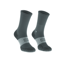 Cargar imagen en el visor de la galería, ION MTB Socks Short 2024
