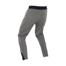 Carica l'immagine nel visualizzatore di Gallery, ION IOB-Bike Pants Ionic LT men 2025