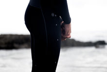 Carica l&#39;immagine nel visualizzatore di Gallery, ION Men Wetsuit Seek Select 4/3 Front Zip 2024
