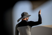 Lade das Bild in den Galerie-Viewer, action_shot