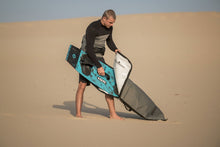 Carica l'immagine nel visualizzatore di Gallery, action_shot