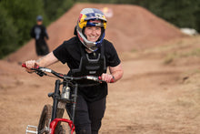 Charger l&#39;image dans la galerie, action_shot
