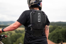 Charger l&#39;image dans la galerie, action_shot
