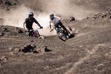 Carica l'immagine nel visualizzatore di Gallery, action_shot