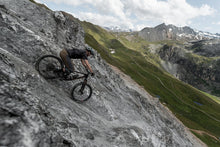 Carica l&#39;immagine nel visualizzatore di Gallery, Maglia MTB a maniche corte Scrub Amp Uomo
