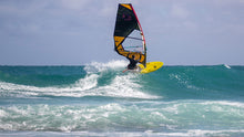 Carica l&#39;immagine nel visualizzatore di Gallery, action_shot
