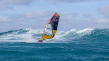 Carica l&#39;immagine nel visualizzatore di Gallery, action_shot

