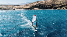 Carica l'immagine nel visualizzatore di Gallery, action_shot