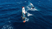 Carica l'immagine nel visualizzatore di Gallery, action_shot