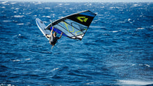 Lade das Bild in den Galerie-Viewer, action_shot