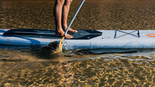 Carica l'immagine nel visualizzatore di Gallery, action_shot