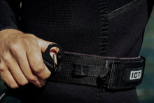 Carica l'immagine nel visualizzatore di Gallery, action_shot