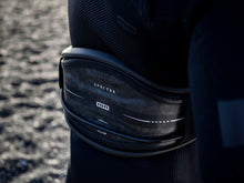 Carica l&#39;immagine nel visualizzatore di Gallery, action_shot
