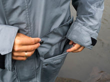 Carica l&#39;immagine nel visualizzatore di Gallery, action_shot
