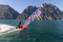 Carica l&#39;immagine nel visualizzatore di Gallery, Fanatic Falcon Slalom TE 2022
