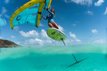 Lade das Bild in den Galerie-Viewer, action_shot