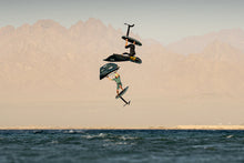 Carica l'immagine nel visualizzatore di Gallery, action_shot