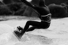 Lade das Bild in den Galerie-Viewer, action_shot