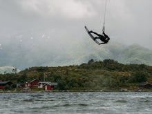 Lade das Bild in den Galerie-Viewer, action_shot