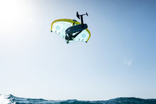 Carica l'immagine nel visualizzatore di Gallery, action_shot
