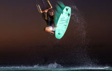 Charger l&#39;image dans la galerie, action_shot
