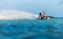 Carica l&#39;immagine nel visualizzatore di Gallery, action_shot
