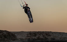 Carica l&#39;immagine nel visualizzatore di Gallery, action_shot
