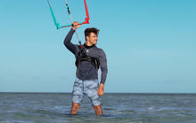 Lade das Bild in den Galerie-Viewer, action_shot
