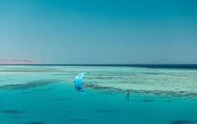 Carica l&#39;immagine nel visualizzatore di Gallery, action_shot
