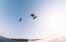 Carica l'immagine nel visualizzatore di Gallery, action_shot