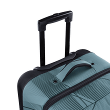 Carica l'immagine nel visualizzatore di Gallery, Duotone Travelbag 2026
