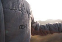 Load image into Gallery viewer, MTB Jacket Shelter Hybrid Padded Unisex